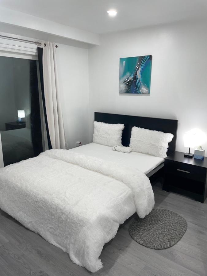 Harmony Home Near University Of Уотърлу Екстериор снимка
